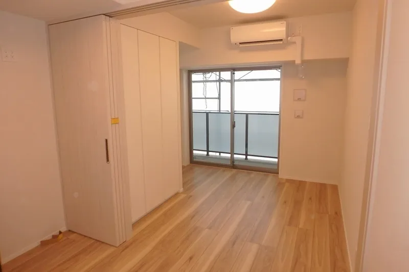 Gran Casa Oshima - Interior - ["Flooring", "Floor", "Wood flooring"]