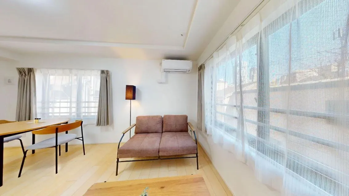 Hmlet Nishi-Shinjuku - Interior - ["Interior design", "Flooring", "Floor"]