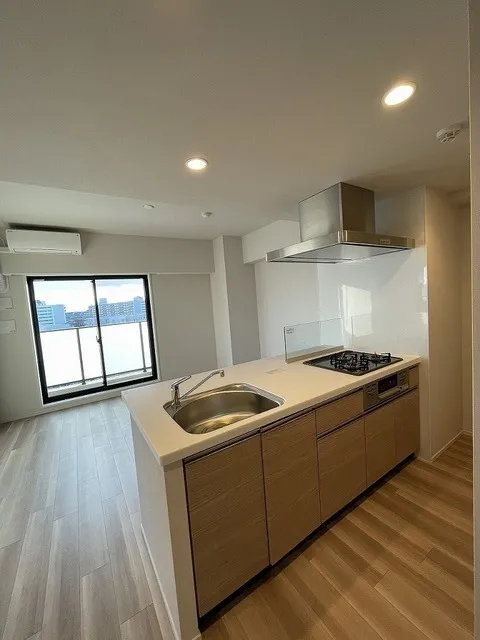 Freshia Akatsuka Shinmachi - Interior - ["Cabinetry", "Countertop", "Furniture"]