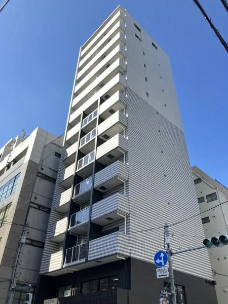 PREMIUM CUBE Ueno - Exterior - ["Sky", "Building", "Skyscraper"]