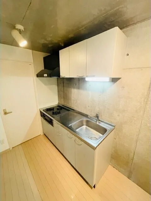 Nakano Nine's Core - Interior - ["Kitchen sink", "Cabinetry", "Tap"]