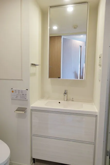 Park Axis Minami Aoyama 7 Chome - Interior - ["Bathroom", "Room", "Property"]