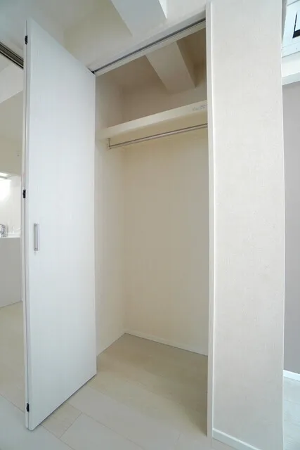 CREATIF Bunkyo Sendagi - Interior - ["Flooring", "Wood", "Floor"]
