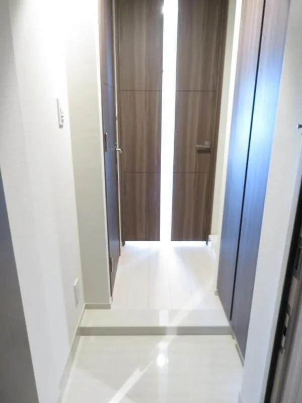Orchid Residence Sumiyoshi - Interior - ["Wood", "Flooring", "Floor"]