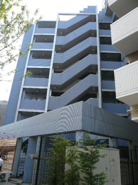 Haras Spazio Honancho - Exterior - ["Urban design", "Composite material", "Commercial building"]