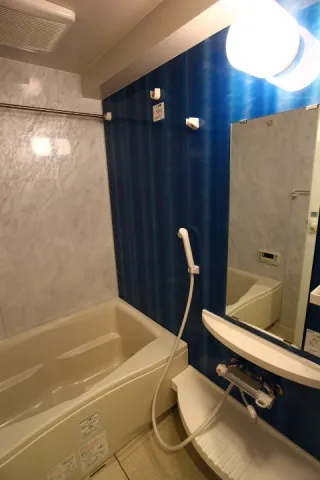 Prime Urban Sendagi - Interior - ["Flooring", "Plumbing fixture", "Floor"]
