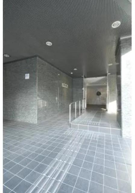 Park Cube Yotsuya Sanchome - Exterior - ["Rectangle", "Fixture", "Grey"]