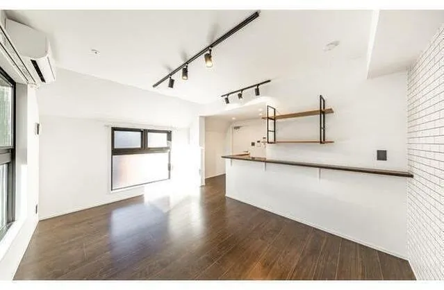 Well Square Ism Yotsuya Okyomachi - Interior - ["Property", "Floor", "Interior design"]