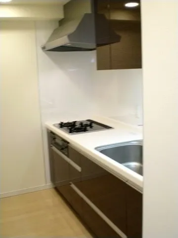 Comforia Kasuga Tomisaka - Interior - ["Cabinetry", "Countertop", "Wood"]