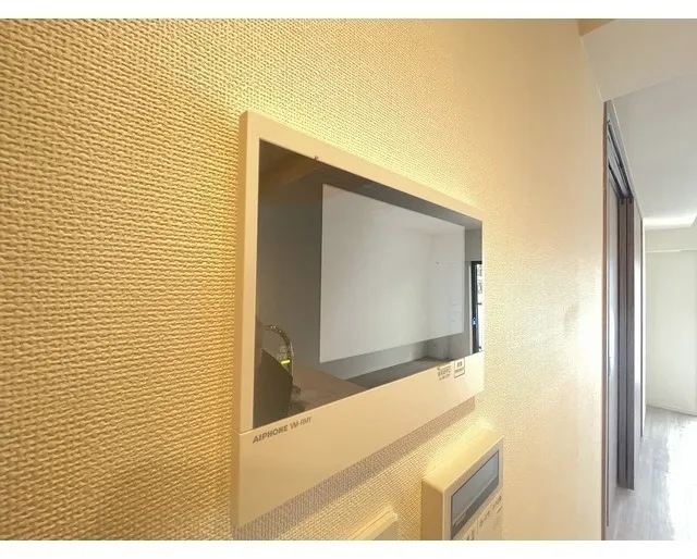 Comforia Liv Nagafukucho - Interior - ["Electronic device", "Display device", "Technology"]