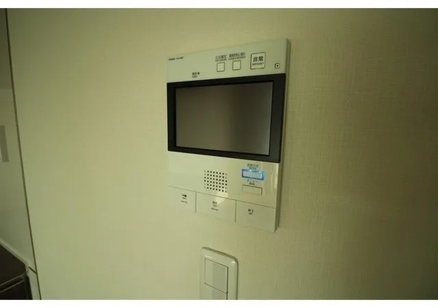 Comforia Shin-Nakano - Interior - ["Electronic device", "Technology", "Display device"]