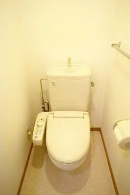 Royal Palace Nakano Sakaue - Interior - ["Toilet seat", "Toilet", "Bathroom"]