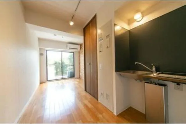 Toei Grande - Interior - ["Property", "Room", "Ceiling"]