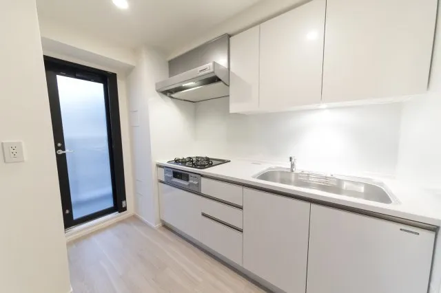 Proud Flat Shibuya Tomigaya - Interior - ["Cabinetry", "Kitchen sink", "Tap"]