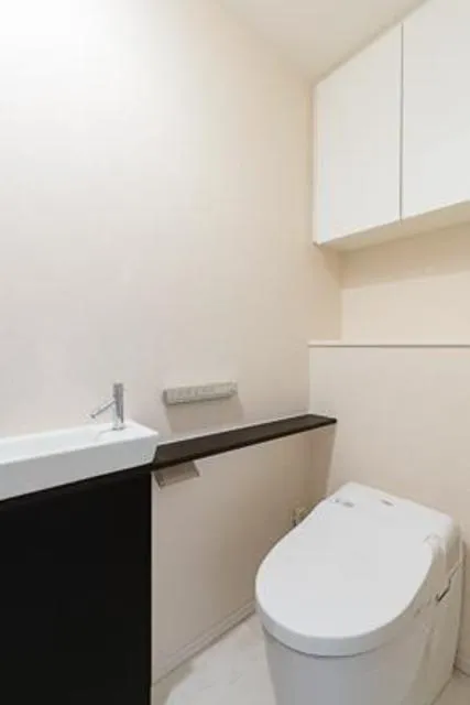 Park Axis Akasakamitsuke - Interior - ["Plumbing fixture", "Bathroom", "Toilet seat"]
