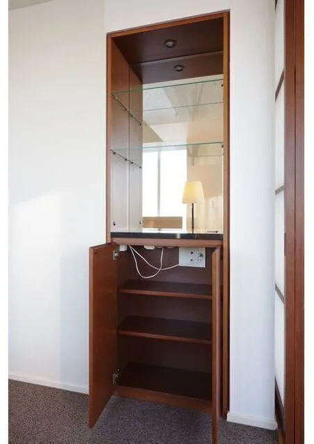 Frontier Residence The Tower Shinagawa - Interior - ["Furniture", "Cabinetry", "Fixture"]