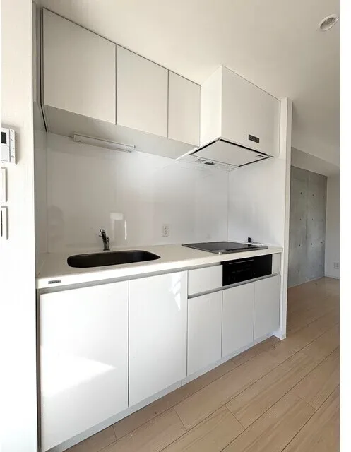 FARE Okachimachi - Interior - ["Kitchen", "Kitchen Sink", "Countertop"]