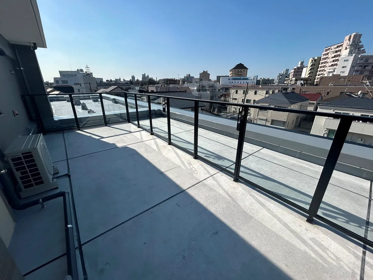 Branchiesta Ekoda - Interior - ["Apartment", "Composite material", "Balcony"]