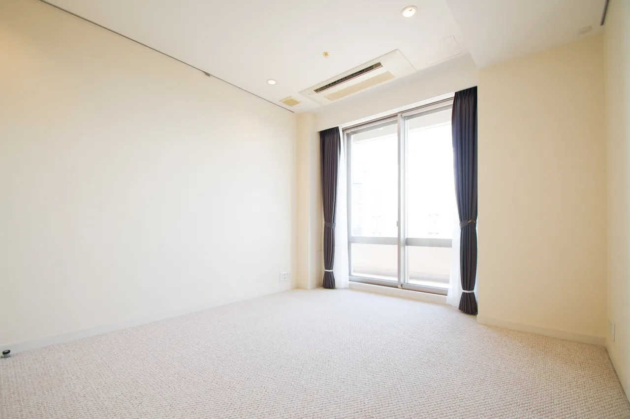 La Tour Shiodome - Interior - ["Flooring", "Floor", "Wood"]