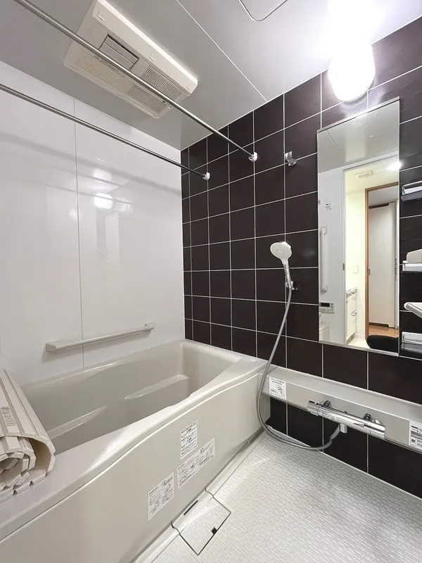 Esty Maison Toyosu Residence - Interior - ["Flooring", "Plumbing fixture", "Floor"]