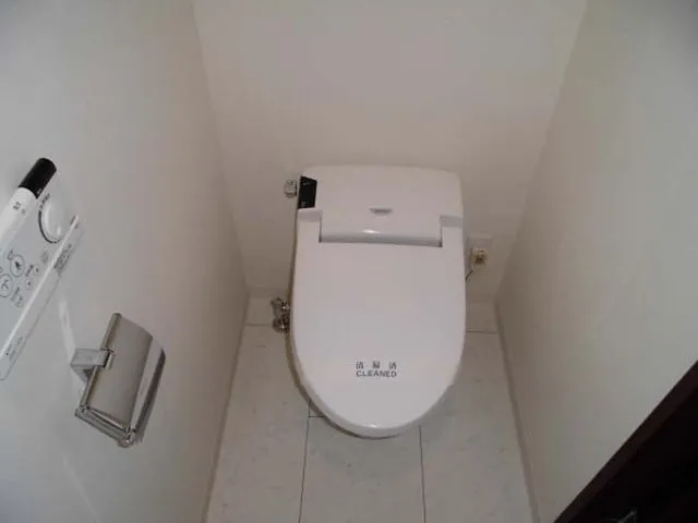Comforia Toyosu - Interior - ["Flooring", "Toilet", "Rectangle"]
