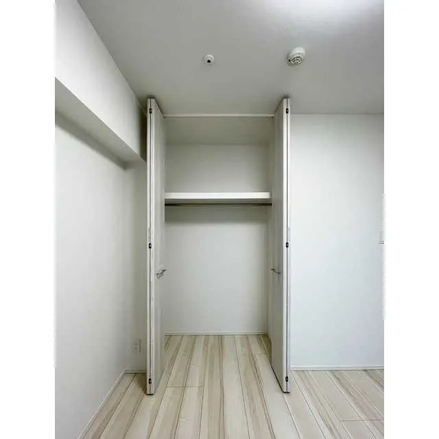 Gran Casa Minamisenju - Interior - ["Building", "Fixture", "Rectangle"]