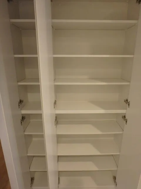 Gran Casa Monzen Nakamachi - Interior - ["Shelf", "Furniture", "Shelving"]
