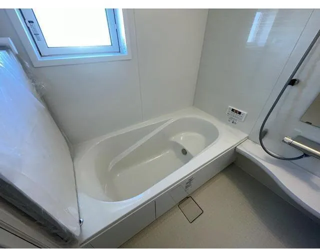 Kolet Yonohonmachi #09 - Interior - ["Plumbing fixture", "Bathtub", "Flooring"]