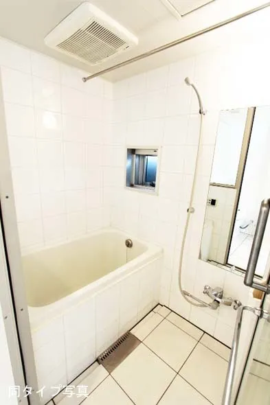 Elstanza Daikanyama - Interior - ["Bathroom", "Property", "Room"]
