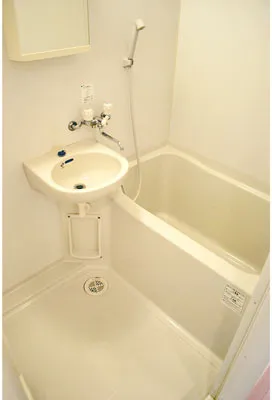Welt Sangenjaya II - Interior - ["Plumbing fixture", "Bathroom", "Plumbing"]