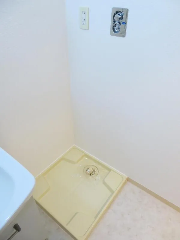 Prospect Monzennakacho - Interior - ["Flooring", "Floor", "Tile Flooring"]