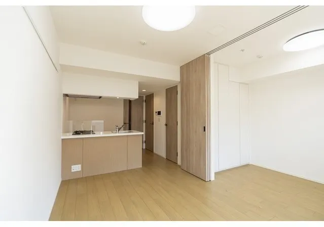 ORSUS Togoshi Ginza - Interior - ["Cabinetry", "Tap", "Fixture"]