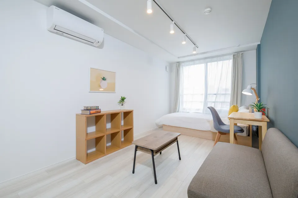 Hmlet Yoyogi Uehara - Interior - ["Furniture", "Interior design", "Flooring"]