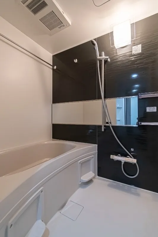 K-Suite Tokyo Toritsu Daigaku - Interior - ["Plumbing fixture", "Bathroom", "Flooring"]