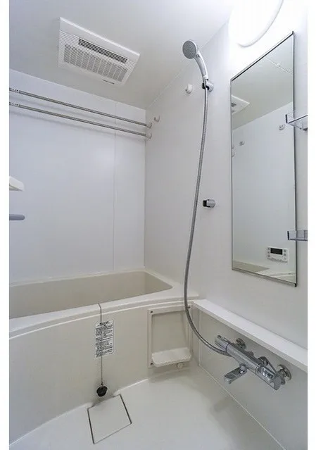 Due Kameido - Interior - ["Plumbing fixture", "Bathroom", "Flooring"]