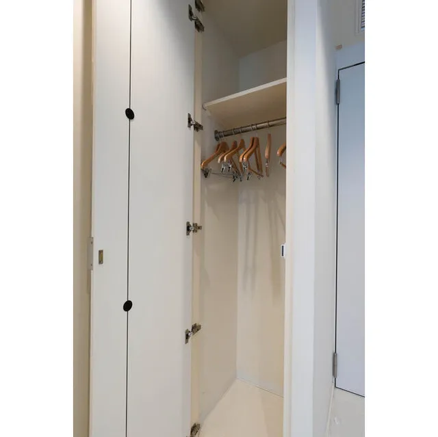 Frontier Residence The Tower Shinagawa - Interior - ["Handle", "Fixture", "Wood"]