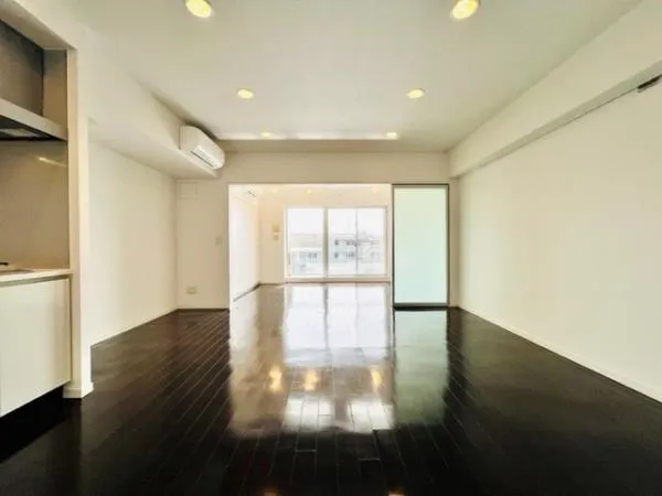Brillia Ist Sangenjaya Blossom Terrace - Interior - ["Property", "Building", "Hall"]