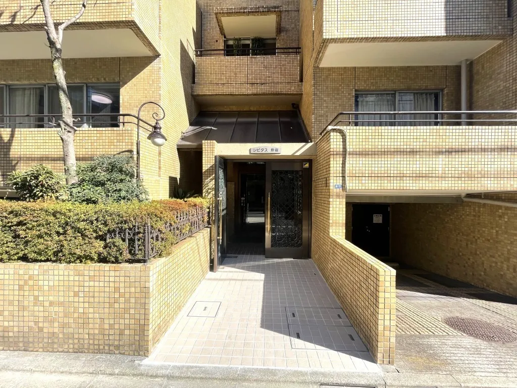 Civitas Harajuku 4th floor