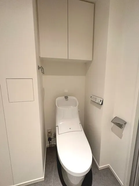 Baus Flats Nihonbashi Hamacho - Interior - ["Building", "Comfort", "House"]