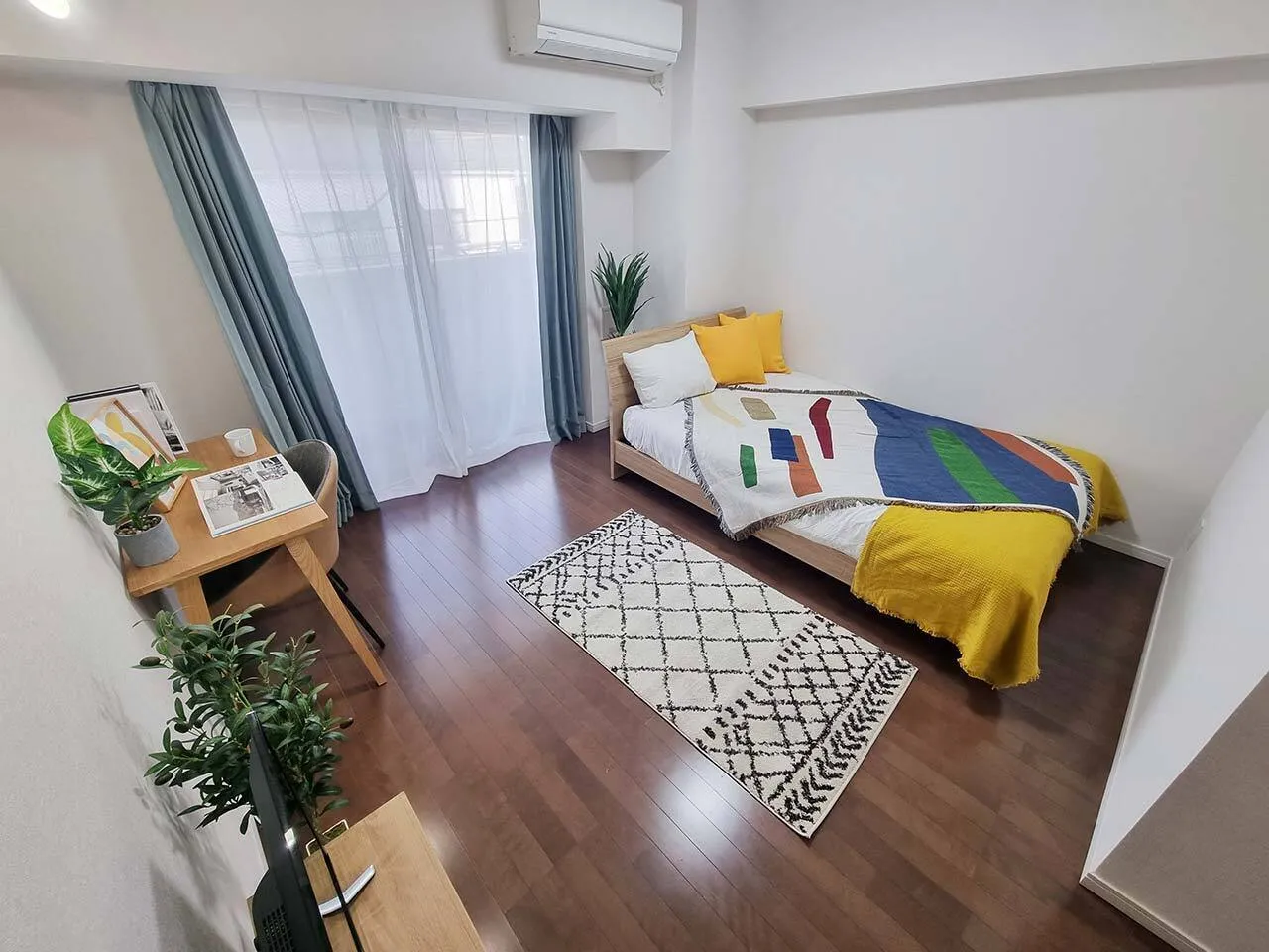 Mynavi STAY Hon-Haneda - Interior - ["Flooring", "Floor", "Interior design"]