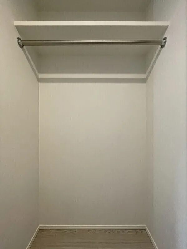LUMIEC un Kitaueno - Interior - ["Wall", "Wood", "Flooring"]