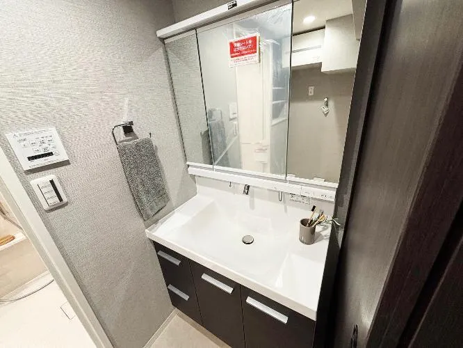 Asahi Plaza Koshigaya Room 605