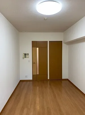 Recrecia Nishiazabu II - Interior - ["Flooring", "Floor", "Wall"]