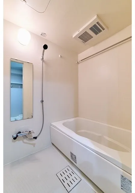Gran Casa Hikifune II - Interior - ["Plumbing fixture", "Flooring", "Bathroom"]