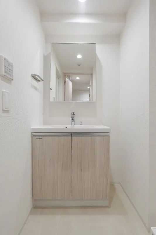 Due Nippori III - Interior - ["Flooring", "Floor", "Interior design"]