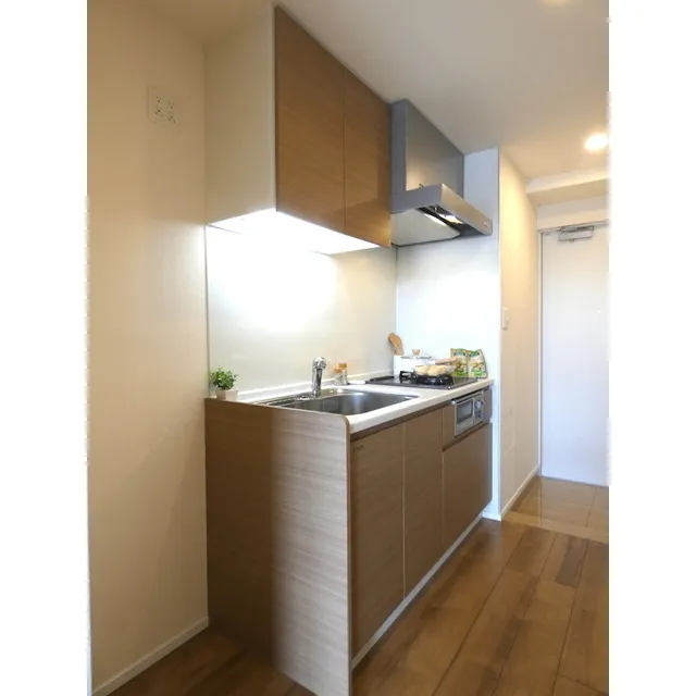 Grantail Yoyogi - Interior - ["Cabinetry", "Countertop", "Building"]