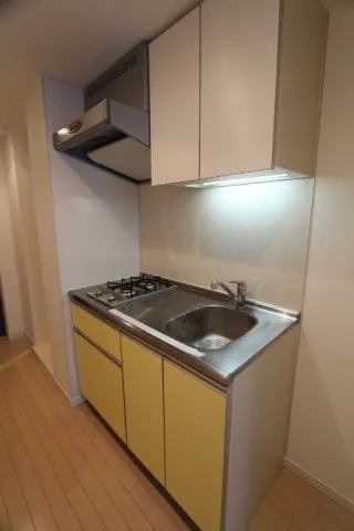 Proud Flat Meguro Yujinto - Interior - ["Major appliance", "Floor", "Flooring"]
