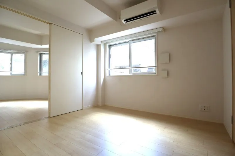 Castalia Hatsudai - Interior - ["Flooring", "Floor", "Apartment"]
