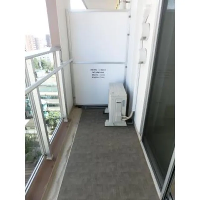 Park Axis Takinogawa La Breeze - Interior - ["Building", "Stairs", "House"]