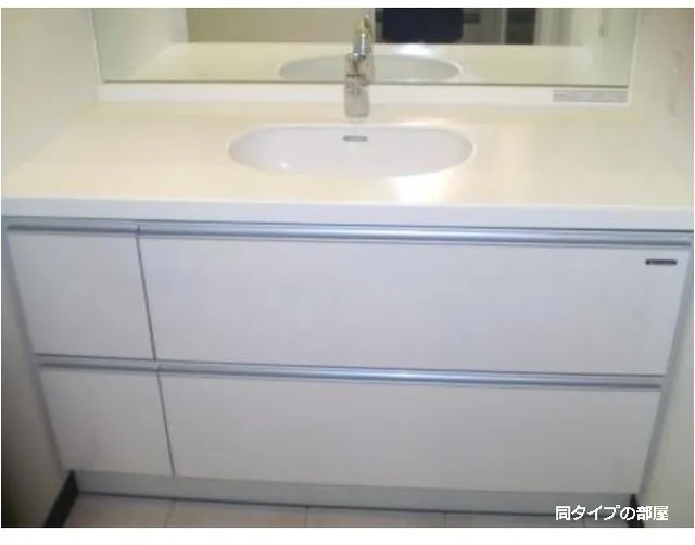 Comforia Nibancho - Interior - ["Bathroom Sink", "Plumbing fixture", "Bathroom cabinet"]